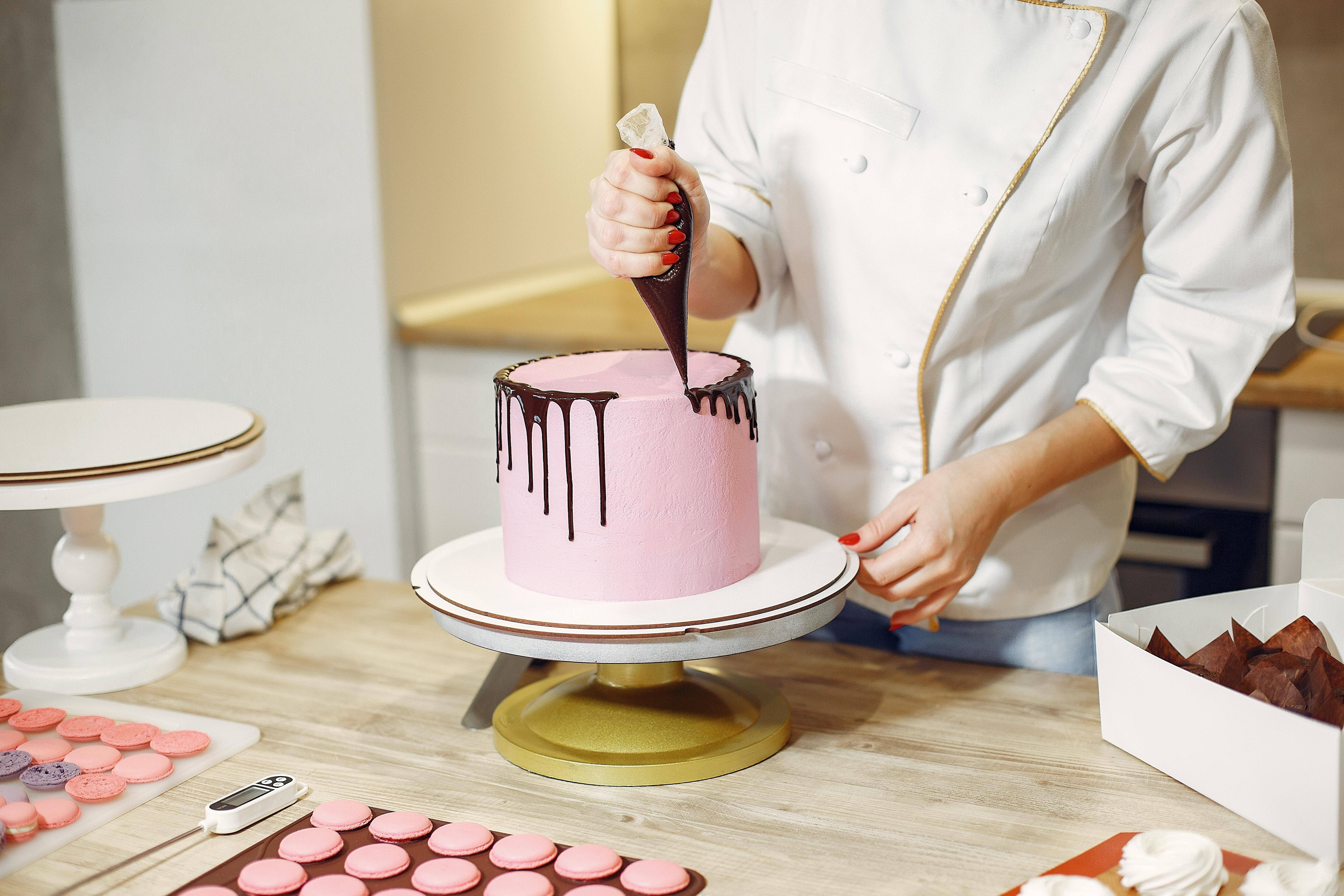 Job Vacancies | Create a Cake - Wedding Cakes and Supplies | Liverpool