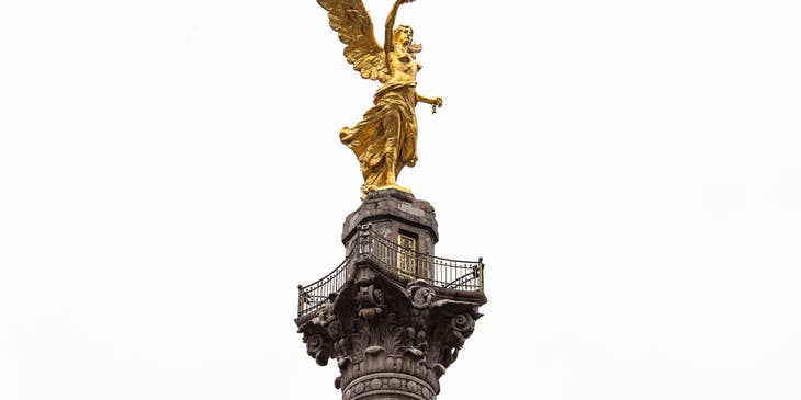 El ángel de la independencia situado en la calle Reforma en la Ciudad de México.