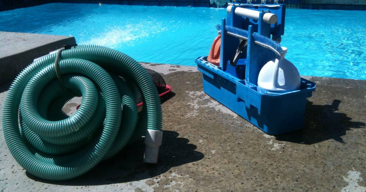 Pool Service Technician Job Description