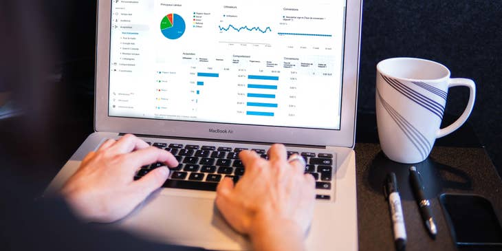 Product analyst analyzing and fetching market data of the company's product and their competitor